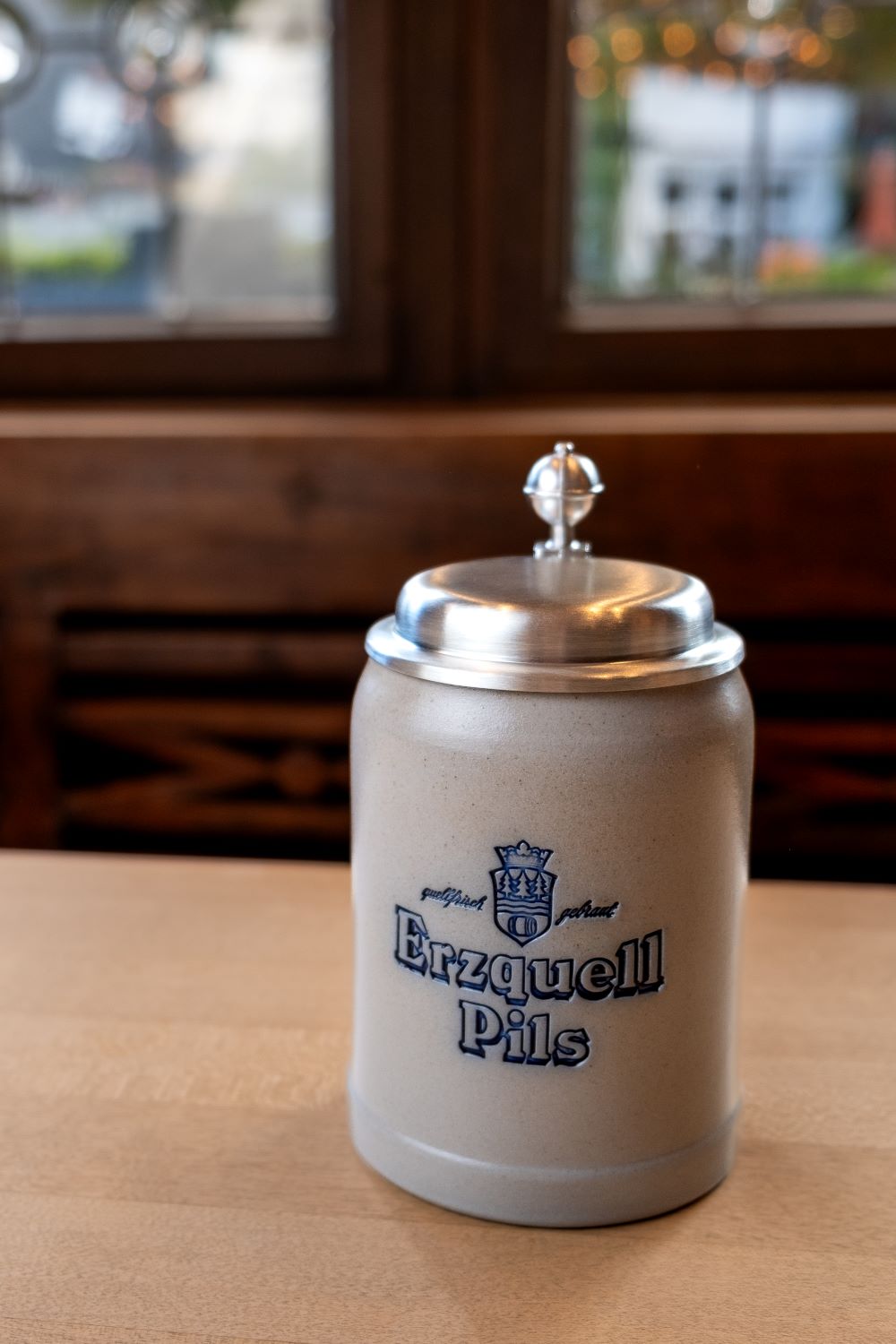 Erzquell Pils Krug mit Zinndeckel